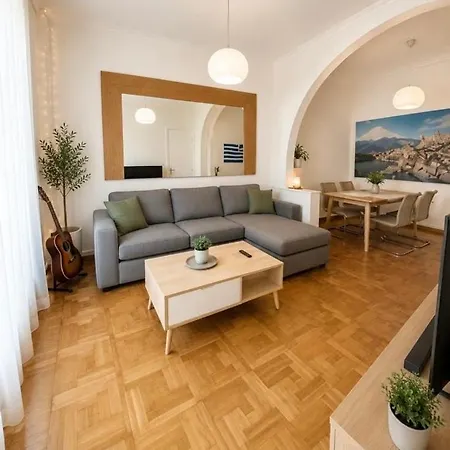 Avec Terrasse A 2 Min De La Νίκαια